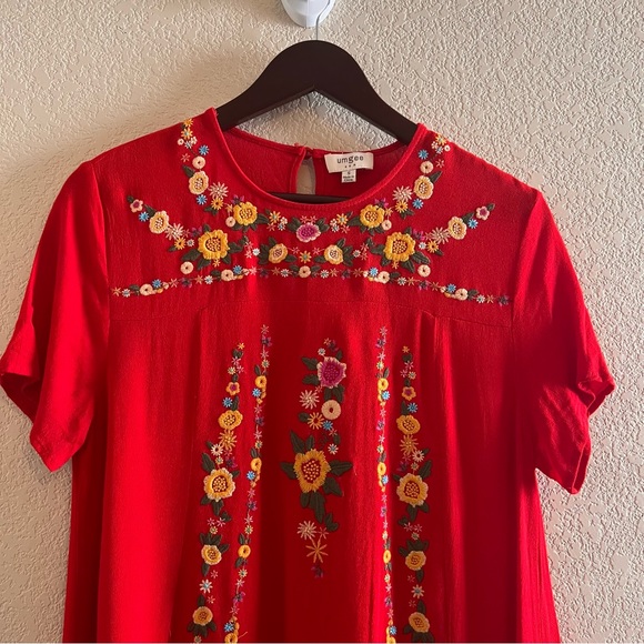 Umgee USA Embroidered Red Tunic Dress Size Small - Picture 3 of 8